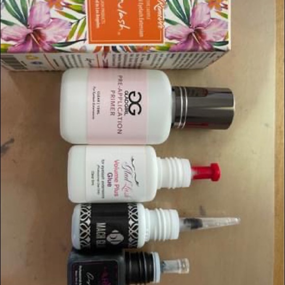 Everything you need to start LASHING - Picture 3 of 9